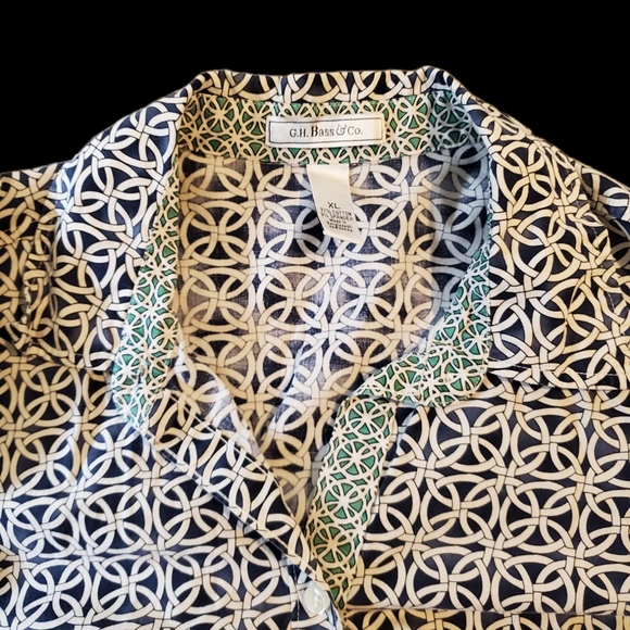 G.H. BASS & CO womens' tops bundle - Picture 7 of 7